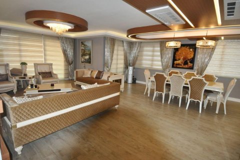 Продажа квартиры  в Оба, Анталье, Турция 4 комн., 240м2, №187032 – фото 3