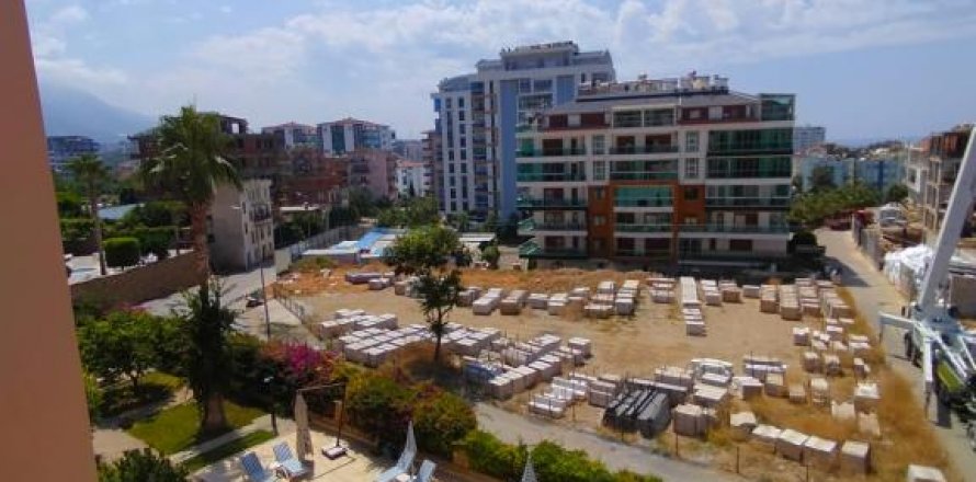 Apartment  in Tosmur, Alanya, Antalya, Turkey No. 193281