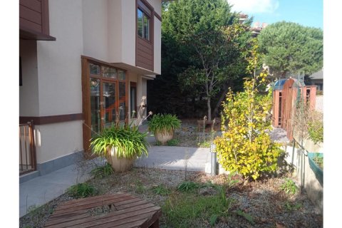 6+1 Villa  i Sariyer, Istanbul, Tyrkiet Nr. 184083 - 7