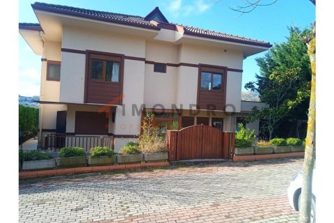 6+1 Villa  i Sariyer, Istanbul, Tyrkiet Nr. 184083 - 5