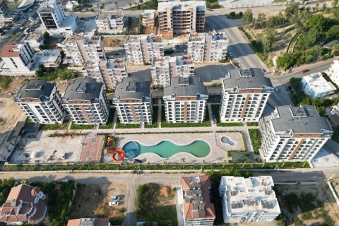 آپارتمان در  Serik ، ترکیه 2 خوابه ، 115 متر مربع.  شماره 164066 - 1