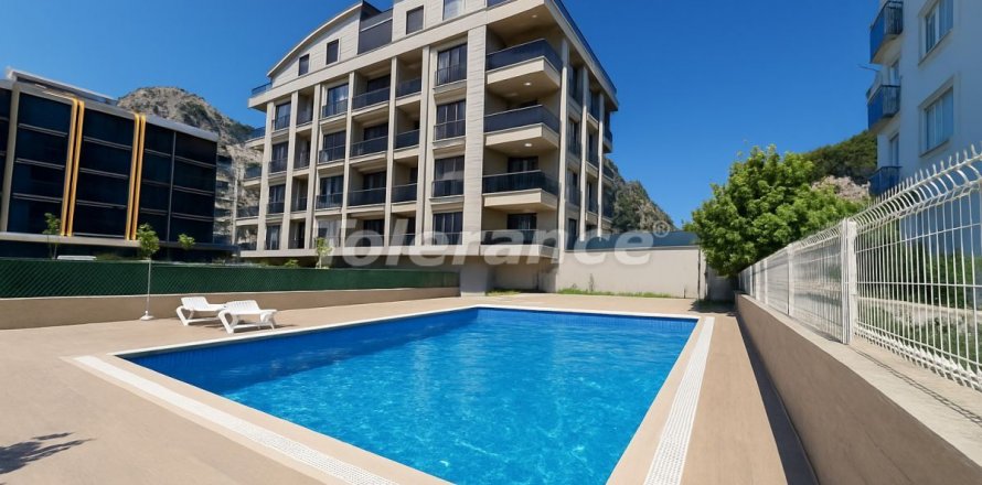 1+1 Apartment  in Antalya, Turkey No. 192220