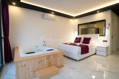 Villa for rent  in Kalkan, Antalya, Turkey, 2 bedrooms, 85m2, No. 192217 – photo 12