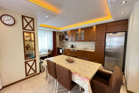 Продажа квартиры в Аланье, Анталье, Турция 2+1, 135м2, №185895 – фото 1