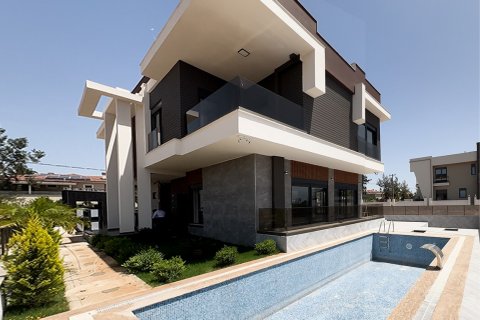 ویلا در  Antalya ، ترکیه 465 متر مربع.  شماره 188688 - 23