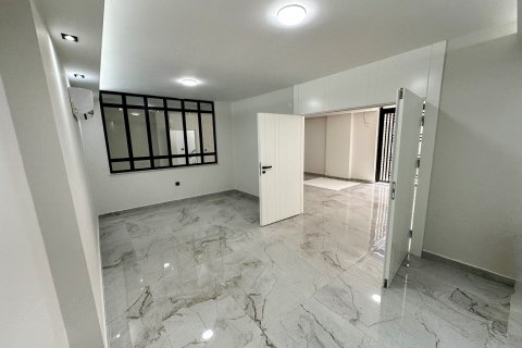 ویلا در  Antalya ، ترکیه 465 متر مربع.  شماره 188688 - 6