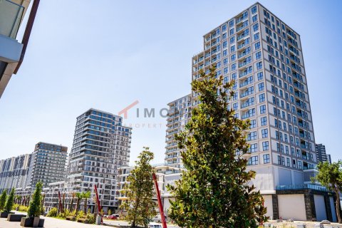 Продажа квартиры  в Стамбуле, Турция 1+1, 75м2, №193358 – фото 29