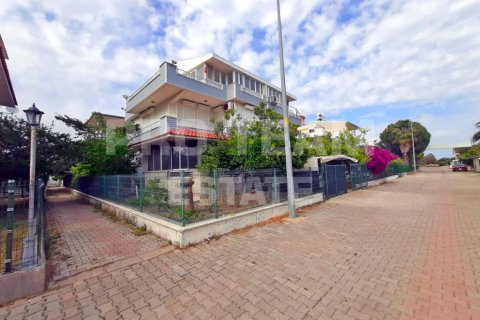 ویلا در  Bogazkent ، ترکیه 160 متر مربع.  شماره 192244 - 3