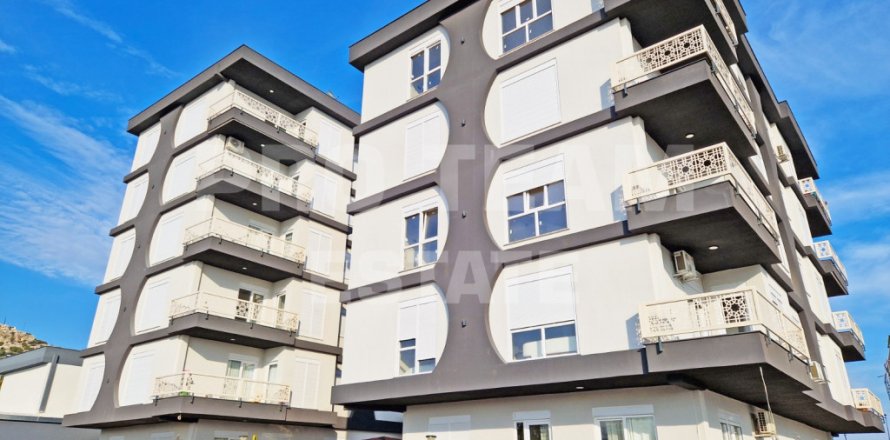 Квартира 4-х ком. в Кепезе, Анталья, Турция №192243