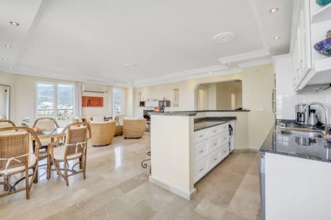 Продажа квартиры  в Оба, Анталье, Турция 4 комн., 240м2, №193502 – фото 4