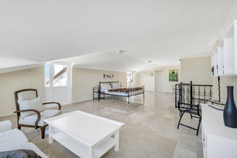 Продажа квартиры  в Оба, Анталье, Турция 4 комн., 240м2, №193502 – фото 16