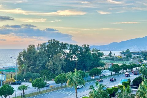 Продажа квартиры  в Аланье, Анталье, Турция 2+1, 140м2, №185890 – фото 8