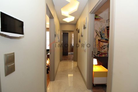 آپارتمان در Eyup،  Istanbul ، امارات متحده عربی 5 خوابه ، 263 متر مربع.  شماره 188533 - 18