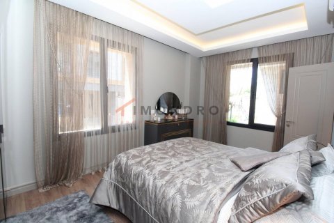 آپارتمان در Eyup،  Istanbul ، امارات متحده عربی 5 خوابه ، 263 متر مربع.  شماره 188533 - 16