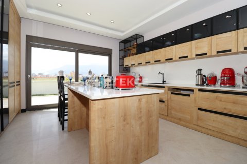 Продажа виллы  в Дёшемеалты, Анталье, Турция 4+1, 300м2, №193899 – фото 13