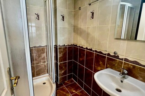 آپارتمان در  Mahmutlar ، امارات متحده عربی 2 خوابه ، 120 متر مربع.  شماره 183566 - 22