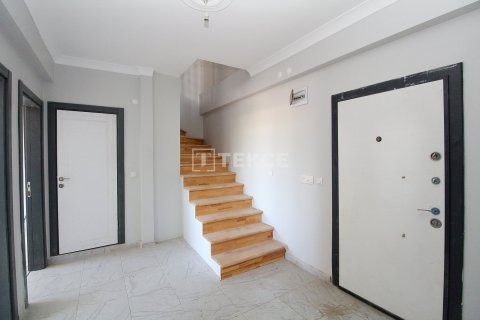 Продажа квартиры в Алтынове, Ялове, Турция 4+1, 146м2, №192467 – фото 26