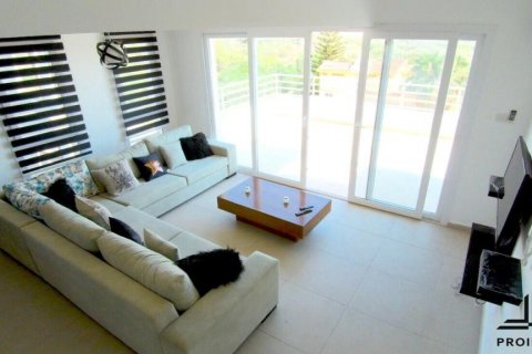 Продажа квартиры  в Фамагусте, Северный Кипр 3 комн., 107.5м2, №186171 – фото 7