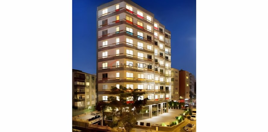 2+1 Wohnung  in Besiktas, Istanbul, Türkei Nr. 193548