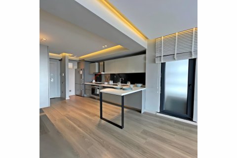 Продажа квартиры  в Бейликдюзю, Стамбуле, Турция 1+1, 75м2, №193649 – фото 6