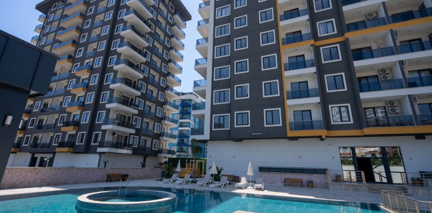 1+1 Apartment in Alanya, Antalya, Turkey No. 172114