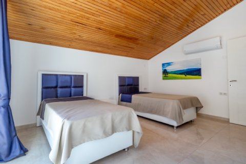 Продажа квартиры  в Анталье, Турция 3+1, 165м2, №184680 – фото 18