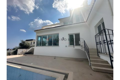 ویلا در  Ozankoy ، ترکیه 4 خوابه ، 220 متر مربع.  شماره 169417 - 26