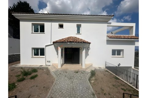 ویلا در  Ozankoy ، ترکیه 4 خوابه ، 220 متر مربع.  شماره 169417 - 10