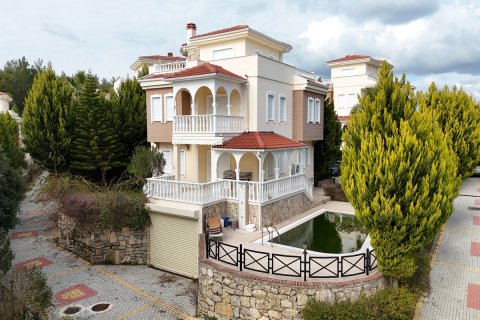 Продажа квартиры  в Аланье, Анталье, Турция 5 комн., 280м2, №192639 – фото 4