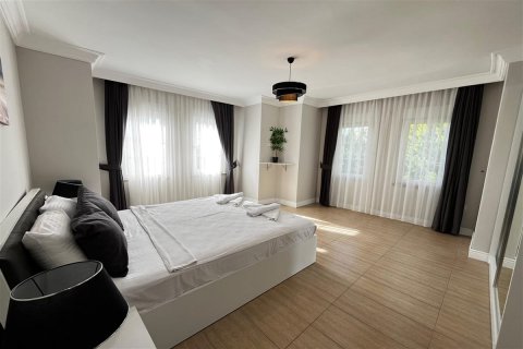 Продажа квартиры  в Аланье, Анталье, Турция 5 комн., 280м2, №192639 – фото 30