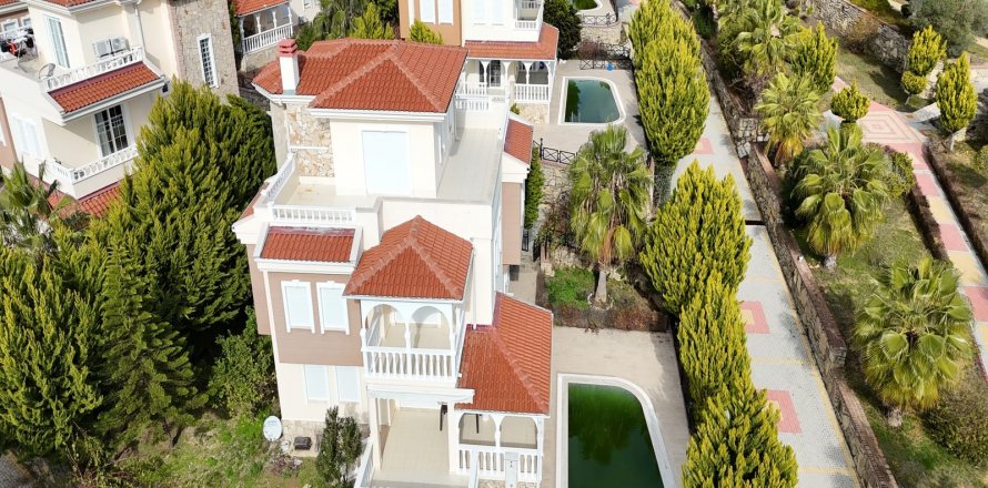 Квартира  5-х ком. в Аланье, Анталья, Турция №192639