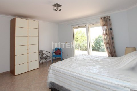 Villa for sale  in Serik, Antalya, Turkey, 4 bedrooms, 235m2, No. 175738 – photo 30