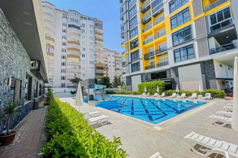 آپارتمان در  Mahmutlar ، امارات متحده عربی 4 خوابه ، 260 متر مربع.  شماره 185426 - 11