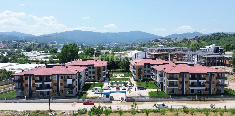 3+1 Lägenhet  i Yalova, Turkiet Nr. 192661