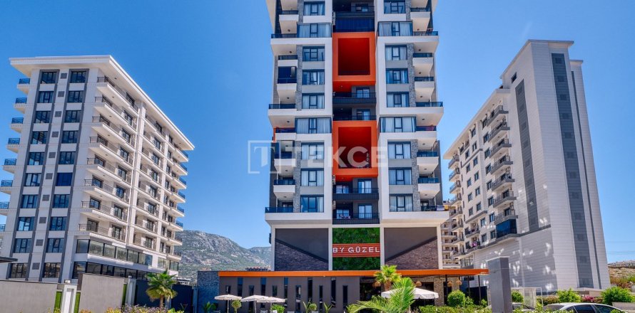 2+1 Apartment  in Alanya, Antalya, Turkey No. 192657