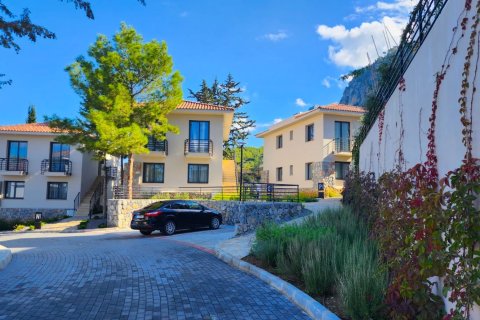 Wohnung in Alsancak, Girne, Nr. 210855 - 19