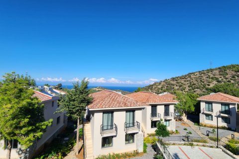 Продажа квартиры  в Гирне, Северный Кипр 3 комн., 80м2, №210855 – фото 1