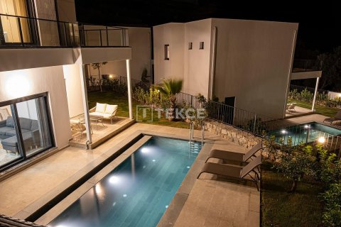 4+1 Villa  i Bodrum, Mugla, Tyrkiet Nr. 177504 - 10