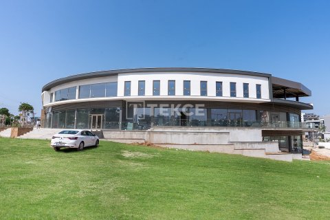 Продажа коммерческой недвижимости  в Аксу, Анталье, Турция, 220м2, №171756 – фото 1