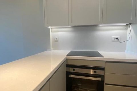 Продажа квартиры  в Стамбуле, Турция 2 комн., 67м2, №186204 – фото 19