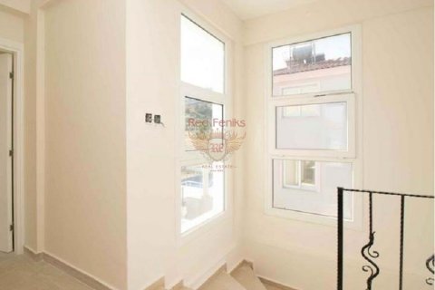 Продажа виллы  в Гирне, Северный Кипр 3+1, 180м2, №192810 – фото 10