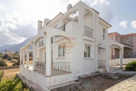 Продажа виллы  в Гирне, Северный Кипр 3+1, 180м2, №192810 – фото 3