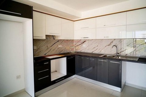 Apartment for sale  in Girne, Northern Cyprus, 2 bedrooms, 74m2, No. 187602 – photo 9
