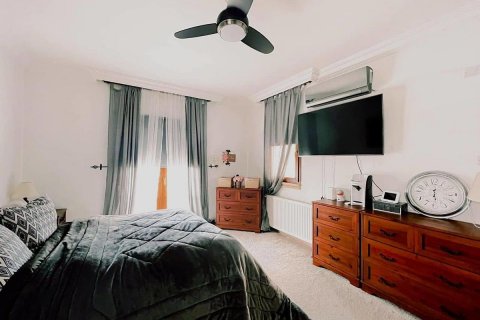 Продажа виллы  в Гирне, Северный Кипр 3+1, 180м2, №190985 – фото 12