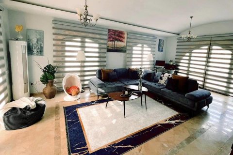 Продажа виллы  в Гирне, Северный Кипр 3+1, 180м2, №190985 – фото 3