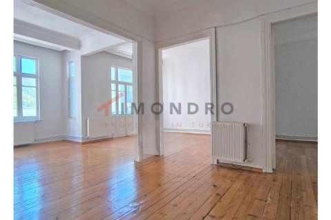 2+1 Wohnung  in Beyoglu, Istanbul, Türkei Nr. 184186 - 1