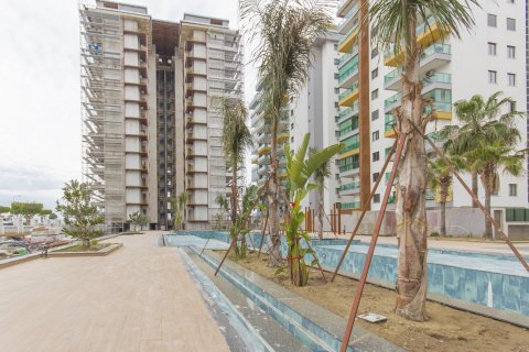 2+1 Wohnung  in Mahmutlar, Antalya, Türkei Nr. 176799 - 9