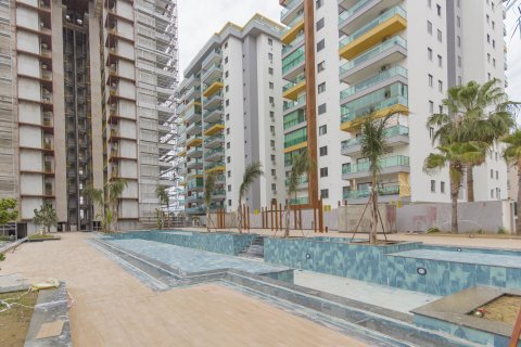 2+1 Wohnung  in Mahmutlar, Antalya, Türkei Nr. 176799 - 3
