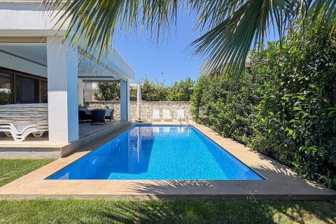 Продажа виллы  в Чешме, Измире, Турция 4+1, 140м2, №192967 – фото 4