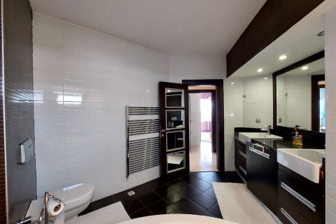 Apartment for sale  in Antalya, Turkey, 3 bedrooms, 190m2, No. 211337 – photo 20